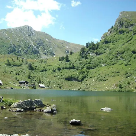 Felber Huettn Patergassen